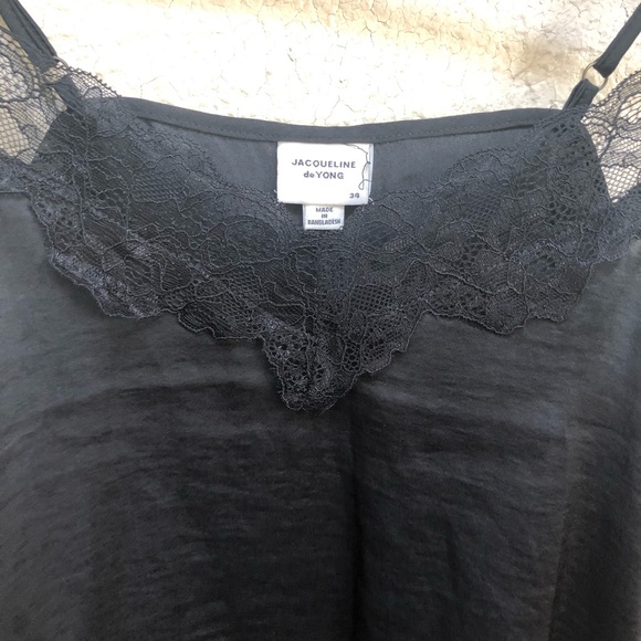 ❌SOLD❌ ASOS Petite Lace Black Cami (Small) - Picture 3 of 4